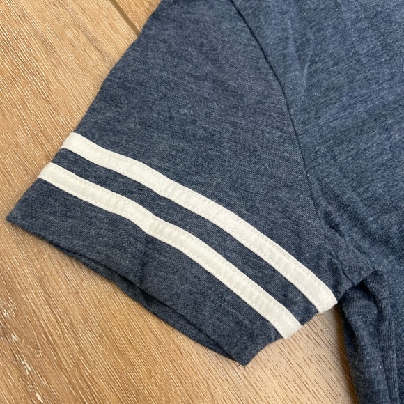 Minnesota Twins Women’s Tee - Picture 5 of 5